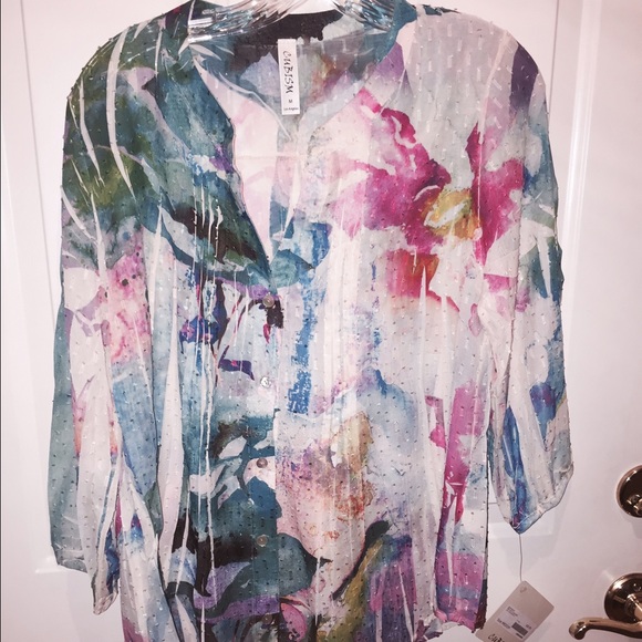 NWT Cubism Floral Long sleeve Blouse size Medium