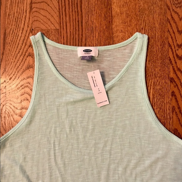 ❗️SOLD❗️NWT Old Navy Ribbed Knit Tank - Picture 2 of 4