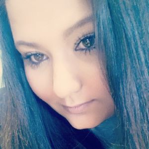 Meet your Posher, Sabrina