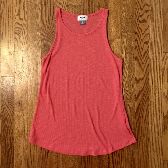 ❗️SOLD❗️Old Navy Ribbed Knit Tank - Picture 2 of 4