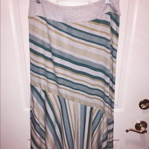 NWT gray/green/turquoise "Tribal" maxiskirt size L