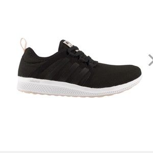 ✨BLACK ADIDAS BOUNCE RUNNING SHOE✨