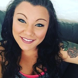 Meet your Posher, Savannah