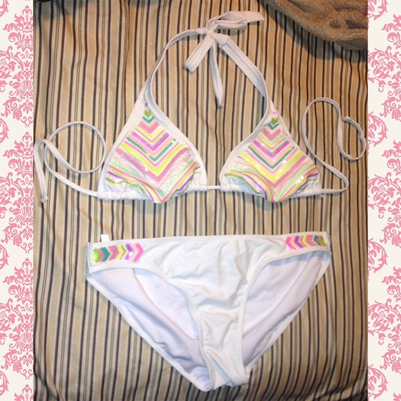 Bikini!