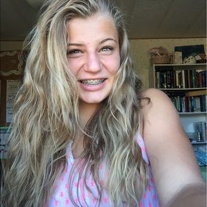 Meet your Posher, Tara