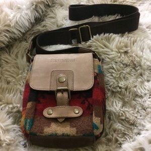 *NEW* Pendleton Woolen Crossbody Sidekick Bag