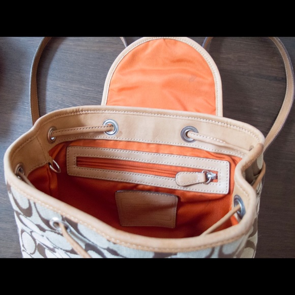 Coach backpack - Picture 2 of 4