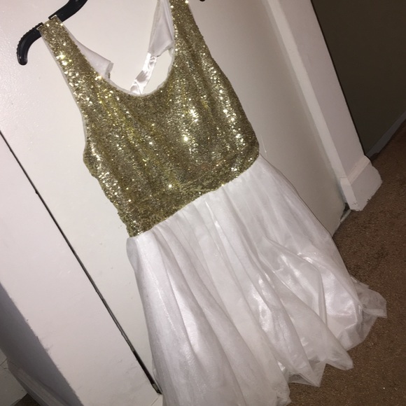 Gold & White Event Dress - Picture 1 of 3