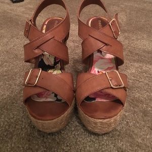 Light brown/tan leather wedges size 7.5