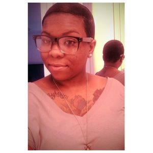 Meet your Posher, Stephanie