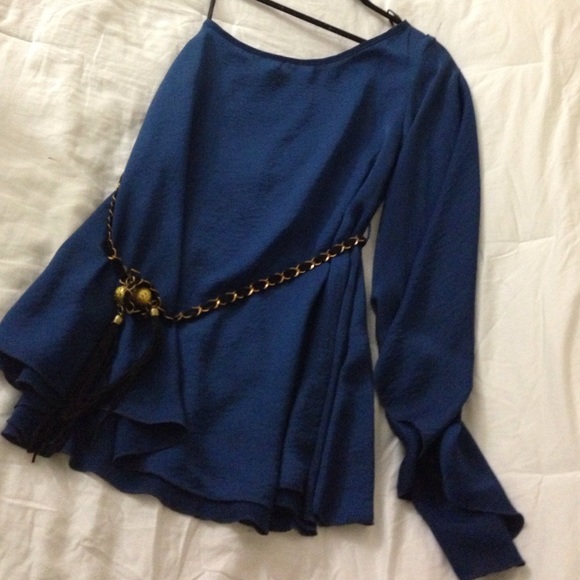 One shoulder blue dress