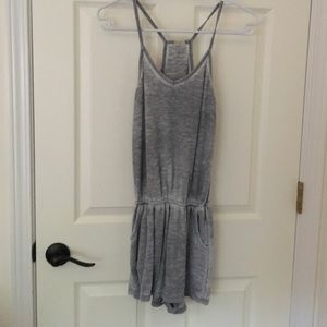 BRANDY MELVILLE JOHN GALT GRAY ROMPER
