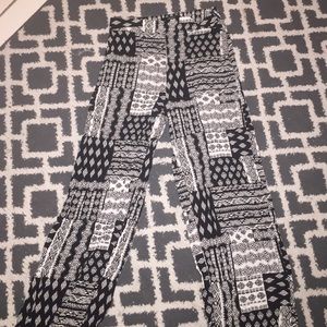 Extremely cute pattern high waisted pants