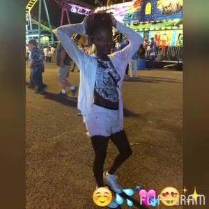 Meet your Posher, Deonna