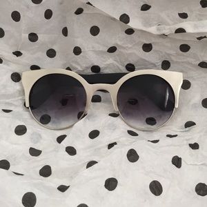 Instyle Silver & Black glasses