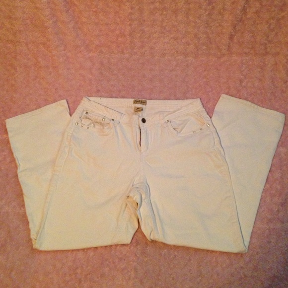 White Earl jeans size 16W