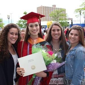 Meet your Posher, Joanie