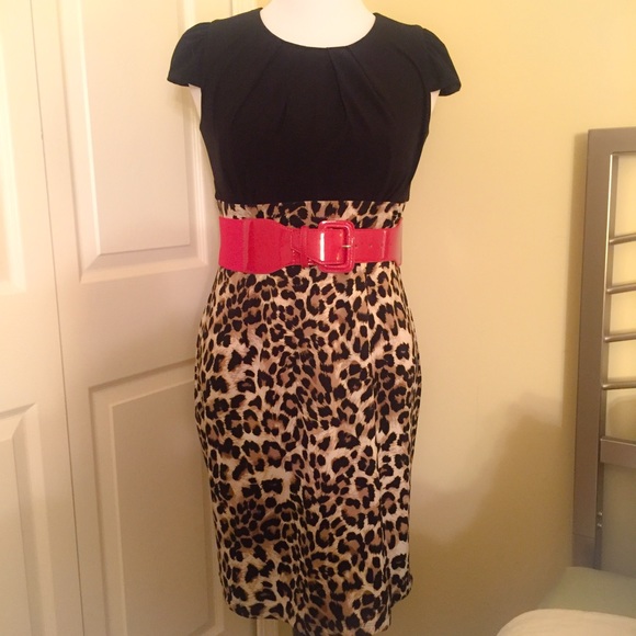 Cap sleeve cheatah patterned dress
