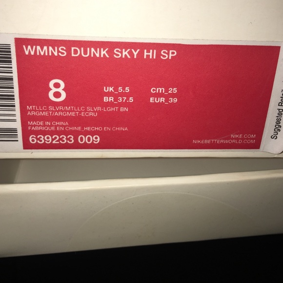 Nike dunk sky high