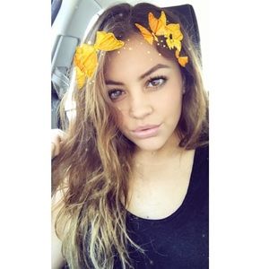 Meet your Posher, Neyra