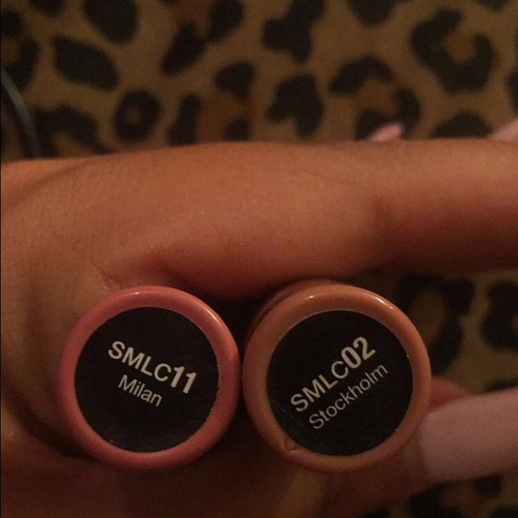 Makeup - Picture 2 of 4