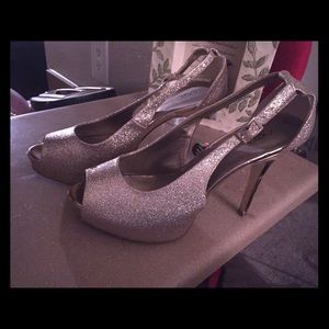 Size 10 gold shimmer heels