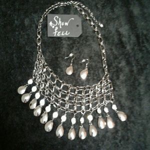 Fashion necklace and earrings