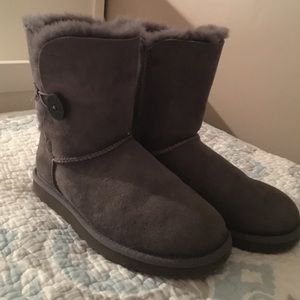 Gray Bailey Button Uggs