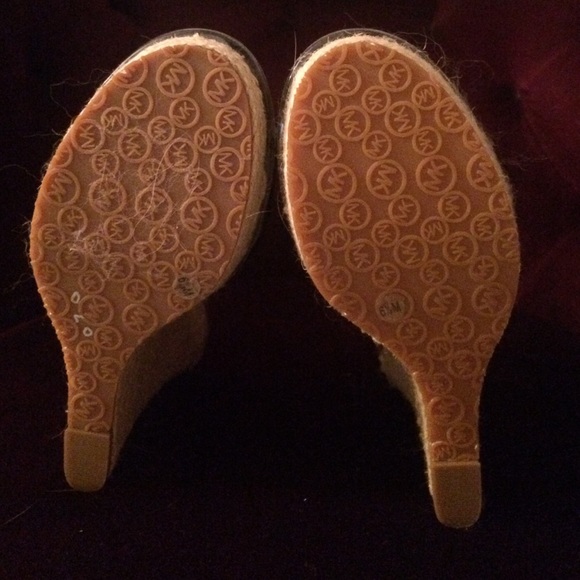 Michael Kors NEW Espadrilles Wedge Heels - Picture 4 of 4