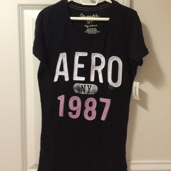 Aero graphic tee