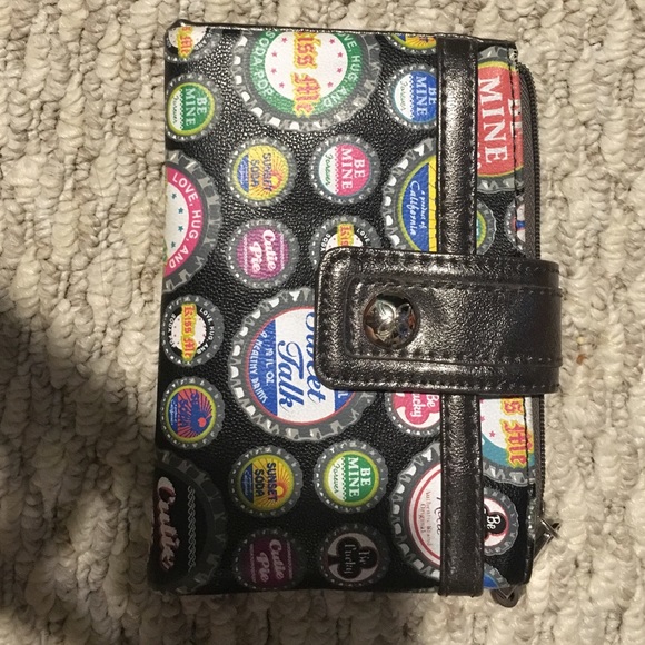 Bottlecap wallet