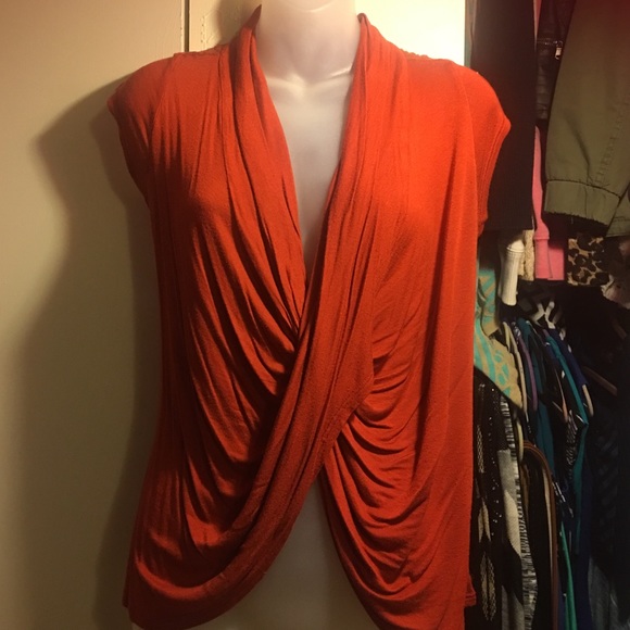 Burnt orange too wit lace