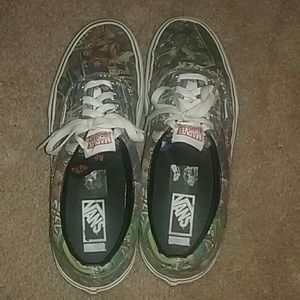 ?? Cool Marvel Superhero Vans ??