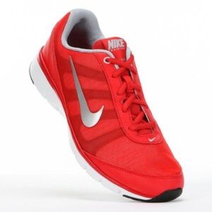 Nike woman's training total core TR sneaker