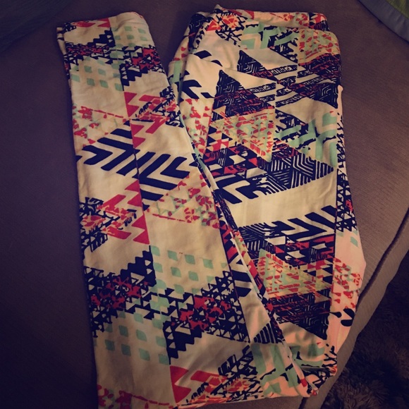 LULAROE TC LEGGINGS