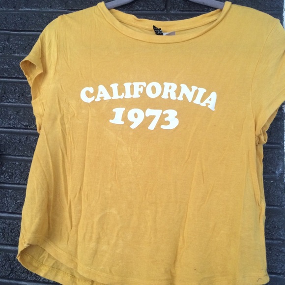 Crop top - Picture 1 of 1