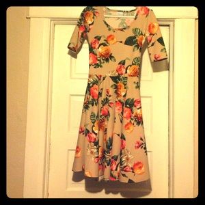 Lularoe dress