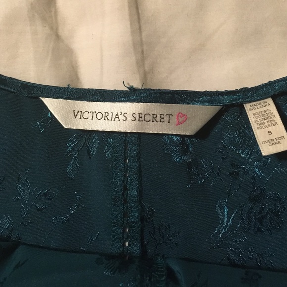 Victoria's Secret Lingerie Top - Picture 2 of 3