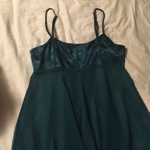 Victoria's Secret Lingerie Top - Picture 3 of 3