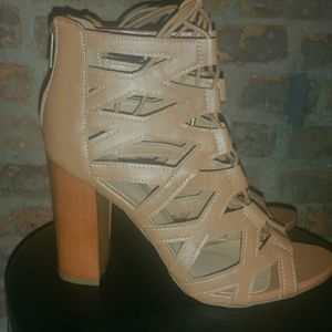 Beige solid heel sandals