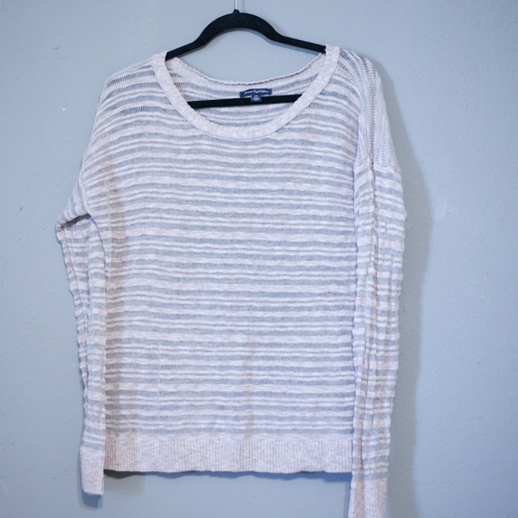 ❌SOLD❌ American Eagle thin knit striped sweater