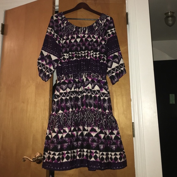 Beautiful mid sleeve dress