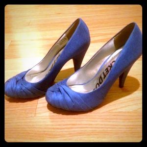Rocket Dog royal blue heels- fun pop of color!