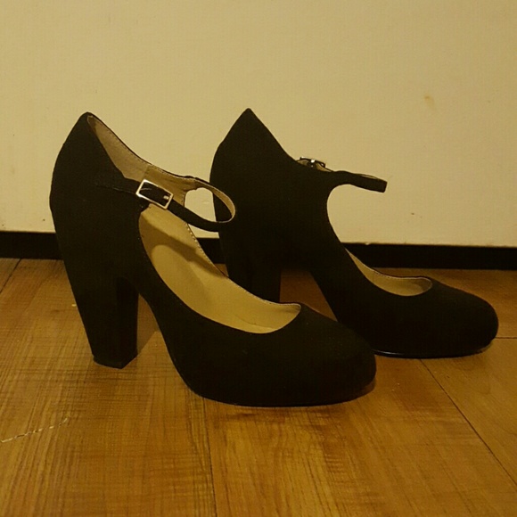 Black heels