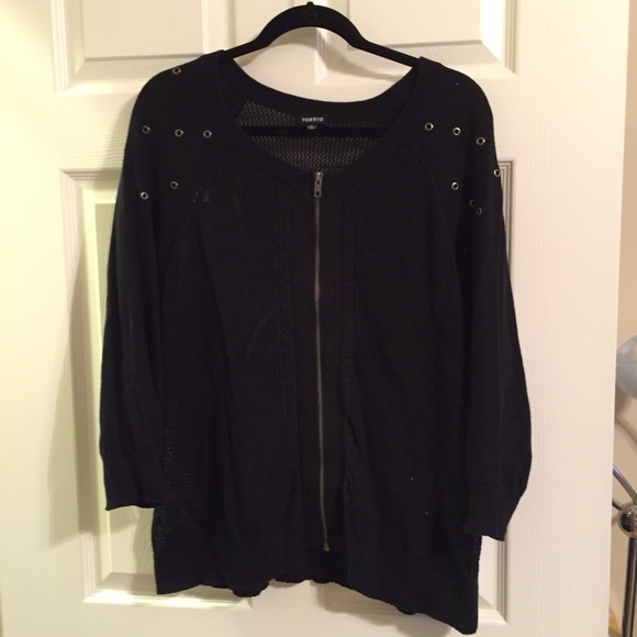 Torrid 3/4 sleeve eyelet jacket