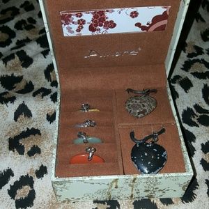 Amore semi precious stones collection