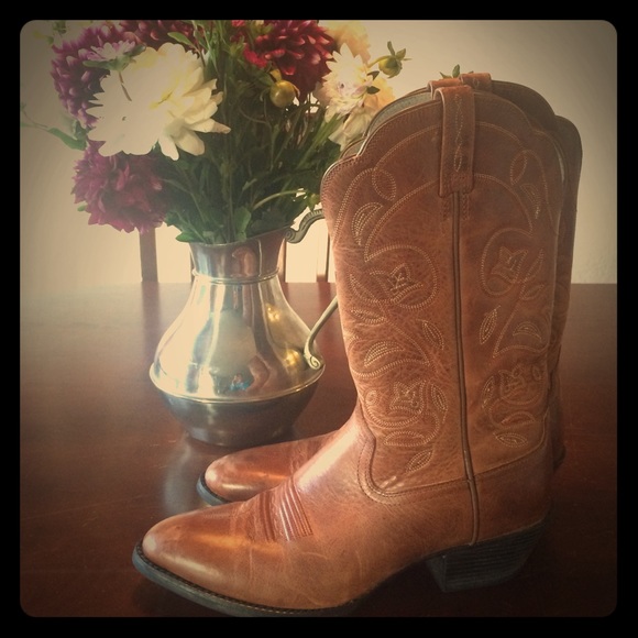 Ariat Shoes - Ariat women's cowboy boots
