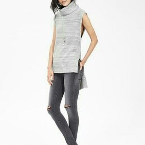 💥🚩SALE💥🚩Green High Low Sleeveless Turtleneck