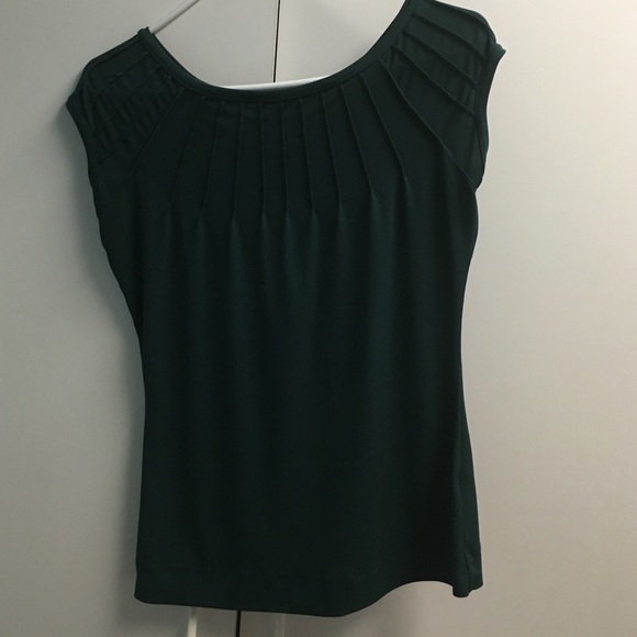 1DAYSALE! The Limited sleeveless green top