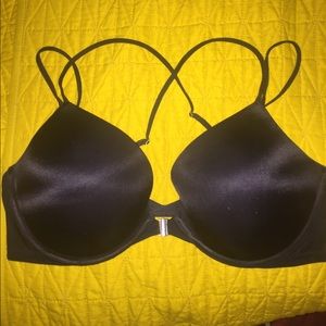 Black bombshell bra